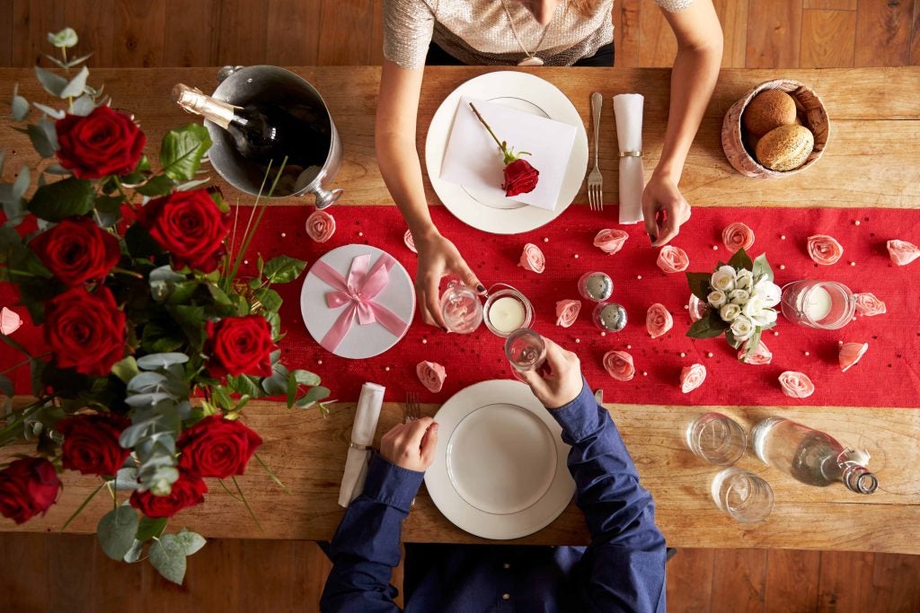 romantic table setting