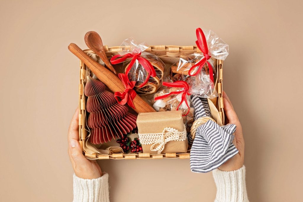 Xmas Gift Hamper Ideas-baking